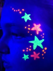 UV face paint